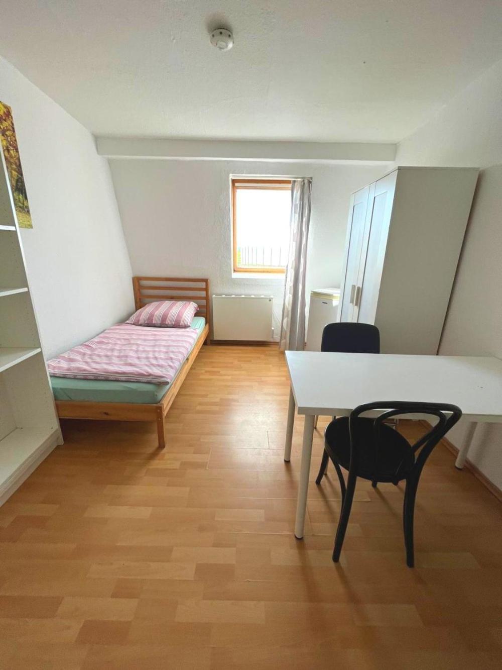 Apartment Work &