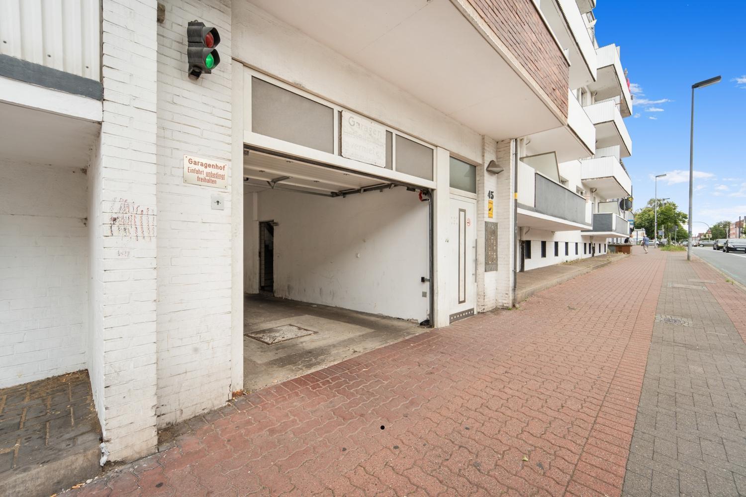 Work & Apartment